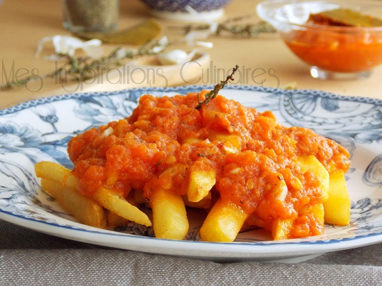 Batata Mchermla a l’algéroise {frites en sauce tomate}