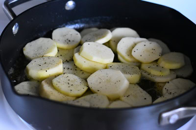 La recette des pommes de terre Sarladaises à la poêle