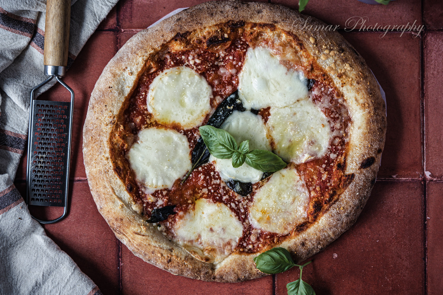 Pizza au fromage, recette maison traditionnelle
