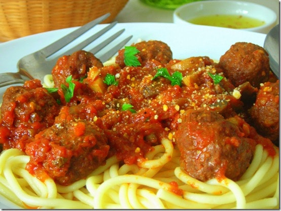 Spaghetti Bolognaise (recette facile) · Aux délices du palais