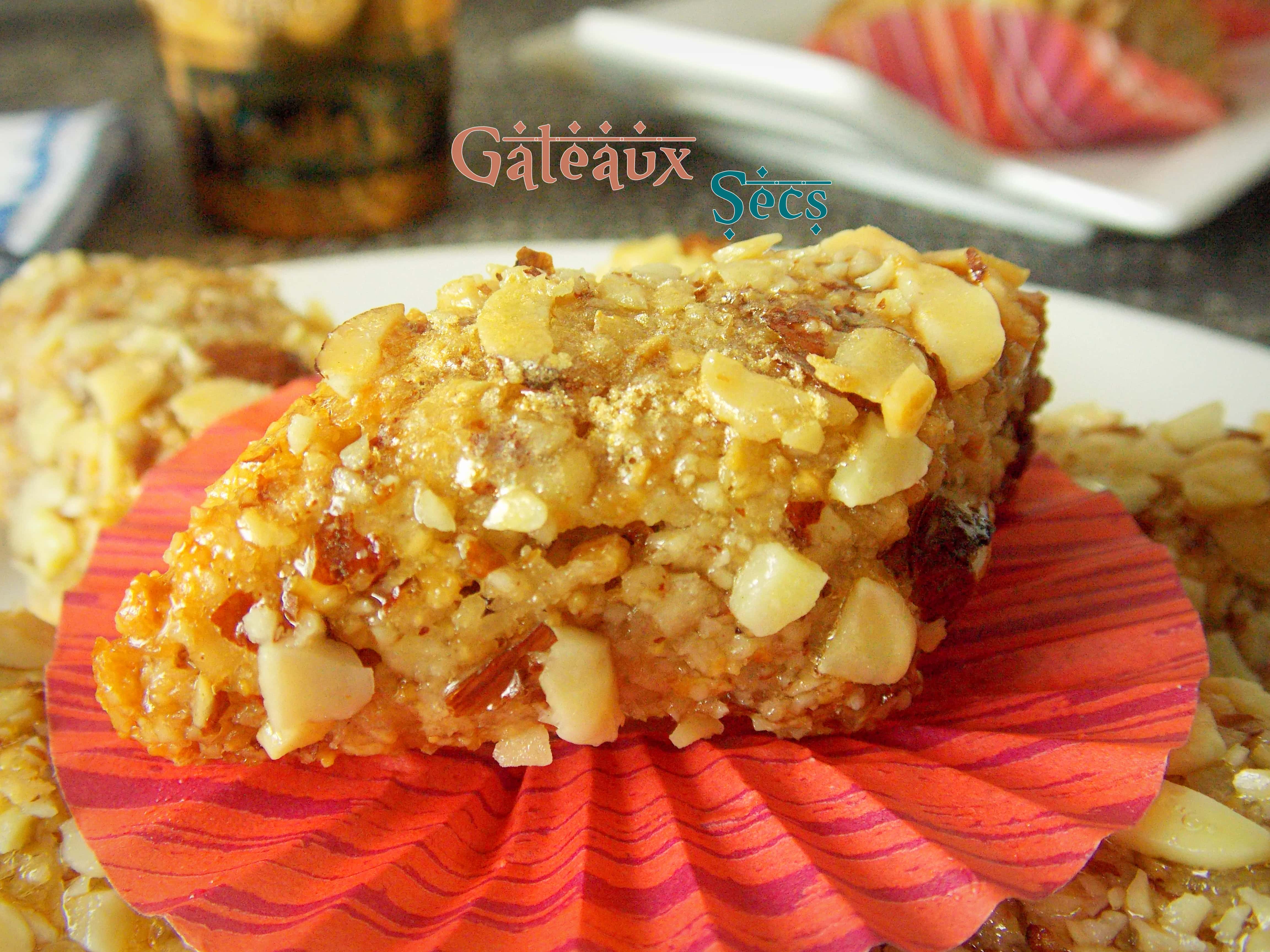 gateau algerien au miel et cacahuetes