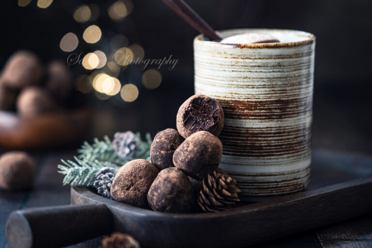 Truffes chocolat noir et menthe : une gourmandise de Noël raffinée et irrésistible