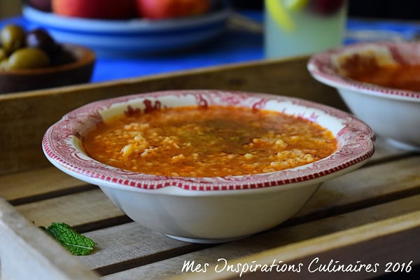 Harira tchicha bel zaatar (Soupe a la semoule d’orge et origan)