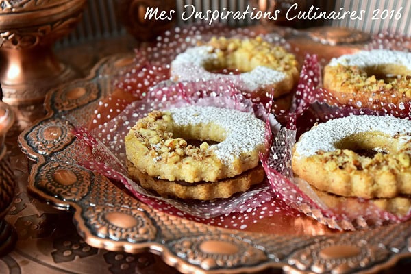 Biscuits Sablés Anneaux aux amandes facile