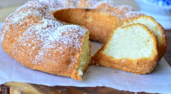 Le Gâteau neige au blanc d'oeuf | Le Blog cuisine de Samar