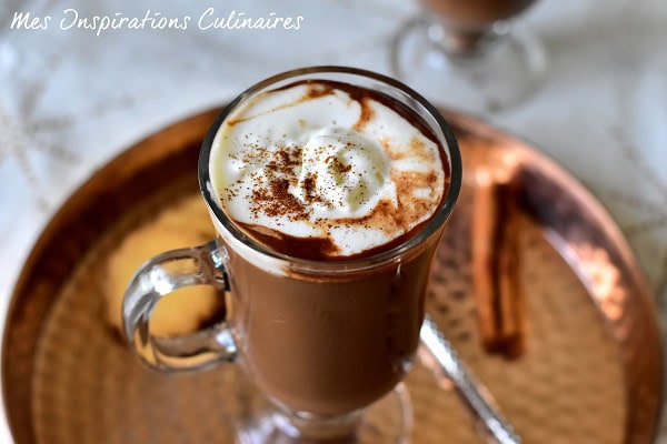 Chocolat chaud à la cannelle recette de Felder