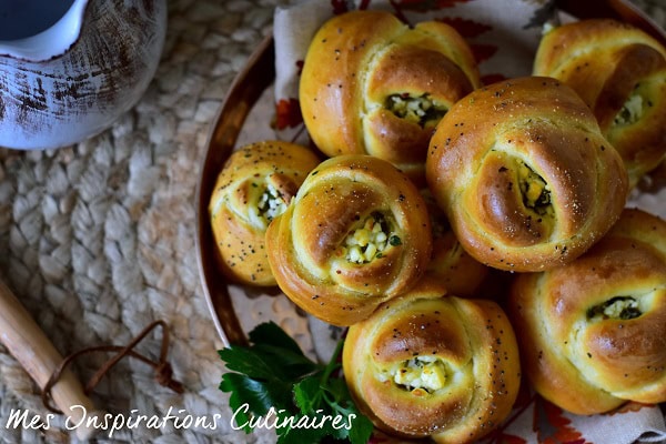 Poğaça, petits pains turcs feta et persil