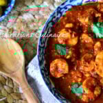 Crevettes pil pil au four : recette facile et savoureuse à la sauce tomate parfumée