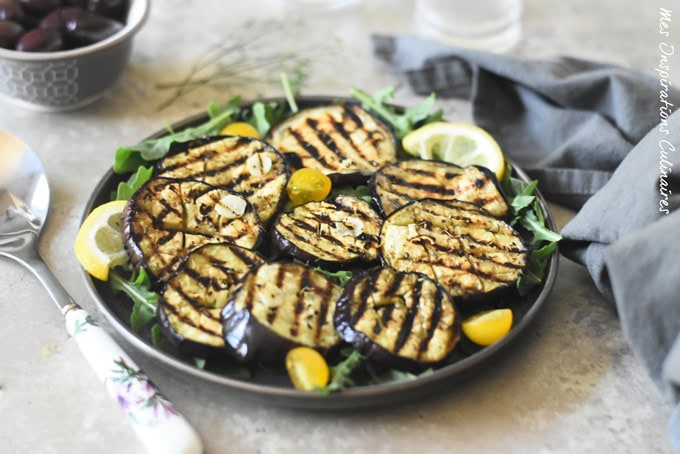 Aubergines grillées {marinées} à l’huile d’olive, ail et au thym