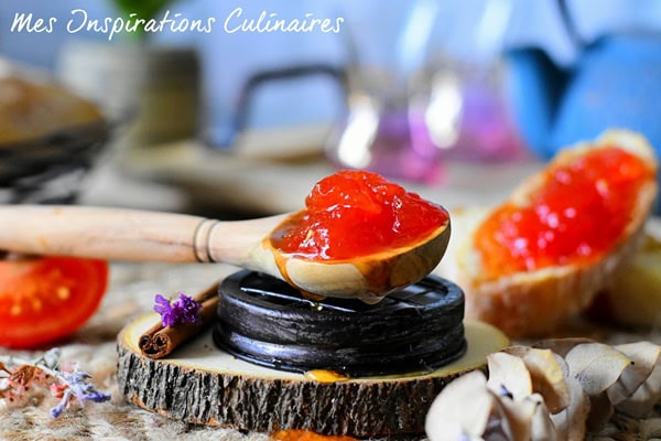 Confiture de tomates rouges