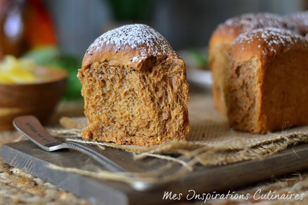 Pain au blé entier au miel