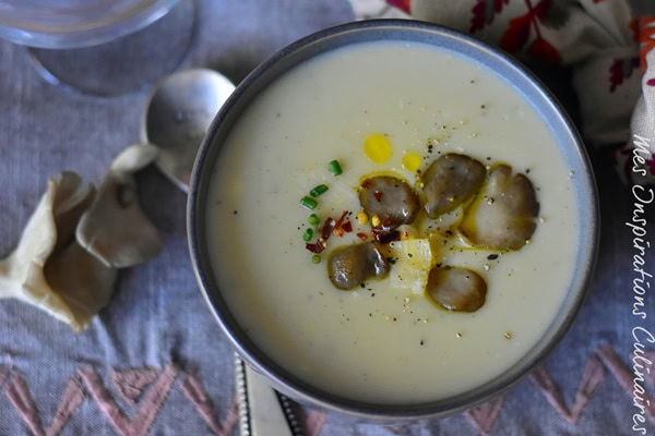 Velouté de topinambours aux girolles