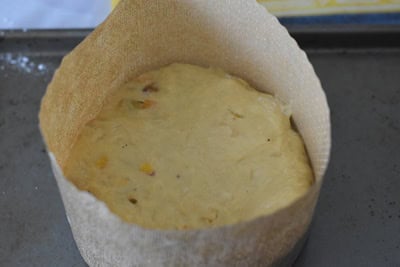 Déposer la pâte dans le moule