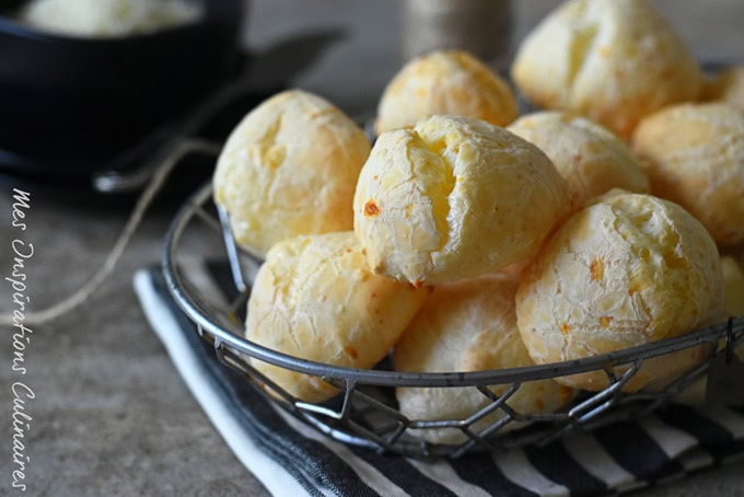 Pain au tapioca et fromage brésilien (Pão de queijo)