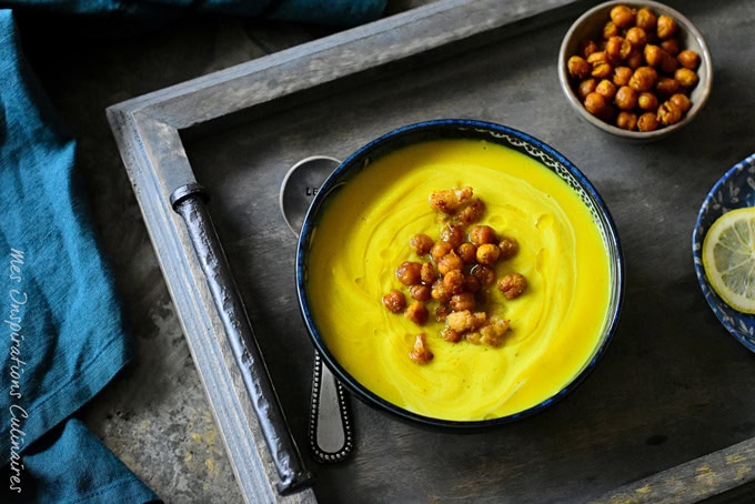 Soupe au chou fleur crémeuse au Curcuma