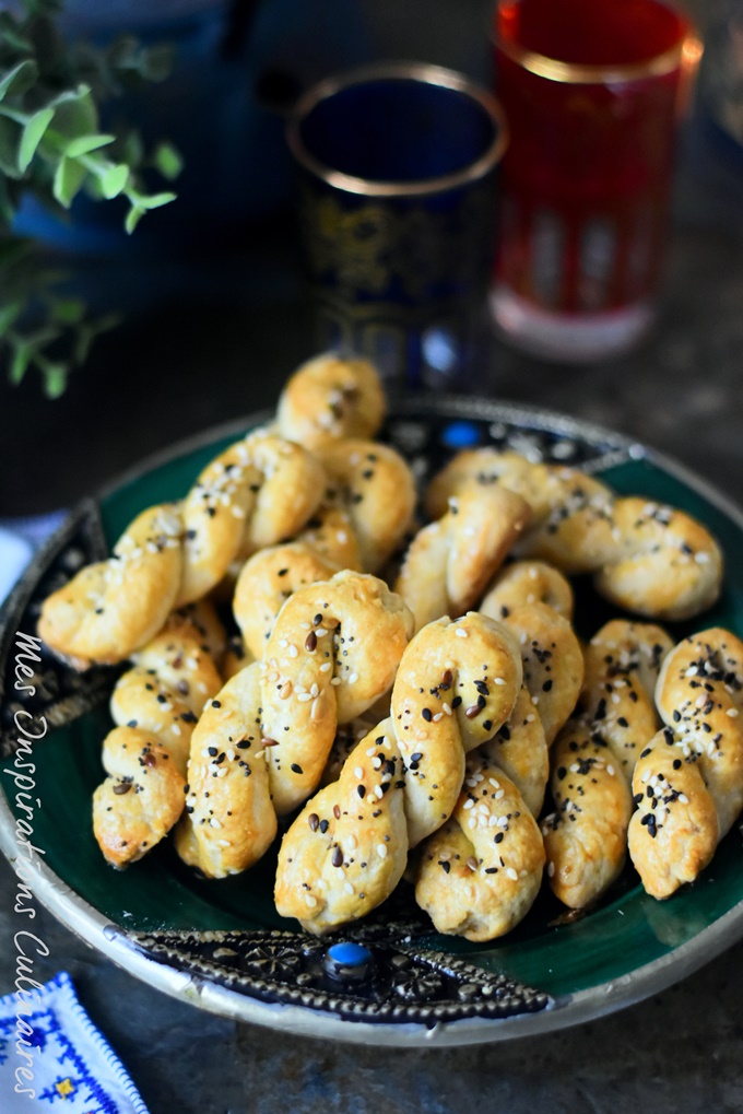 kaak maleh (biscuits libyens salés)