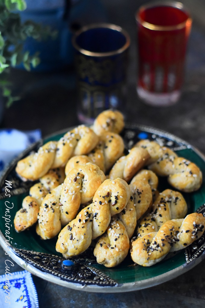 biscuits secs salés : Kaak Maleh libyen