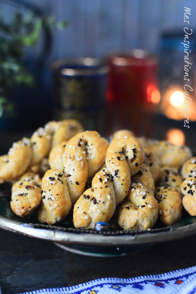 kaak maleh (biscuits libyens salés)