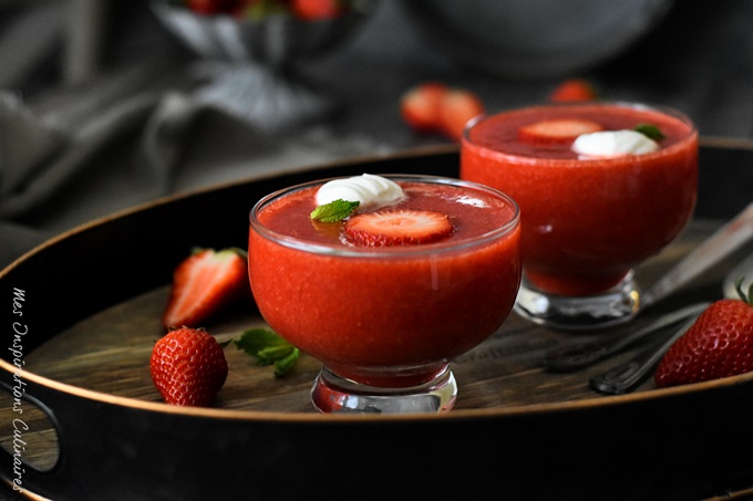 Soupe de fraises à la menthe