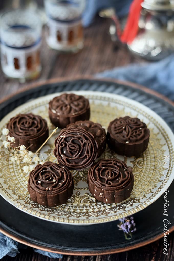recette Sablés au cacao arabesque avec pâte à brownie