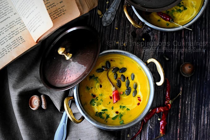 Velouté butternut au lait de coco et curry rouge