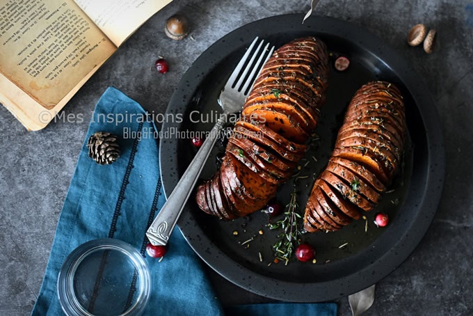 Patates douces au four, œuf sur le plat et lard - Recette