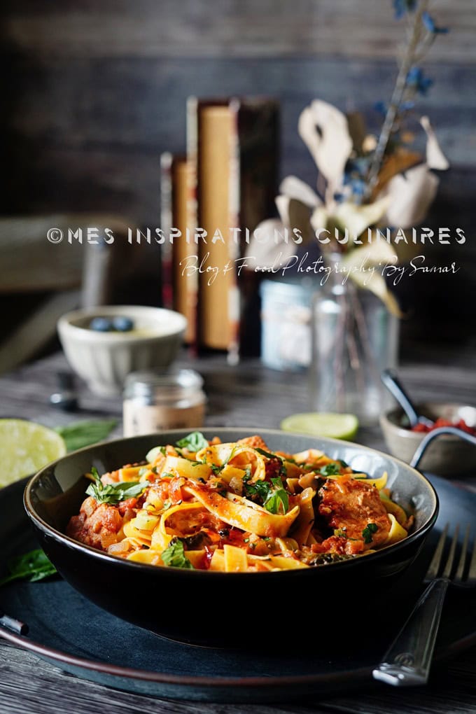 Tagliatelles au saumon frais et poivre long rouge de kampot