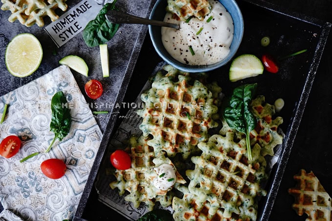 Gaufres salées aux courgettes et épinards