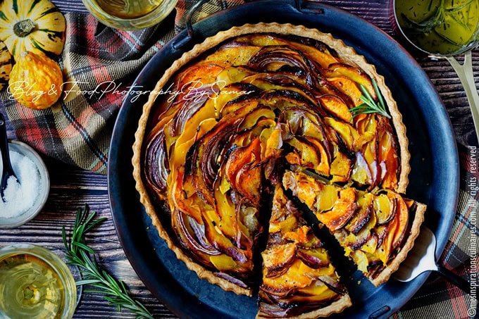 Tarte butternut, patate douce et oignons caramélisés