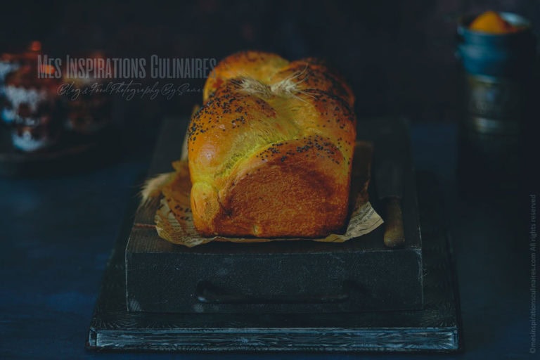 Pain brioché tressé pavot et curcuma
