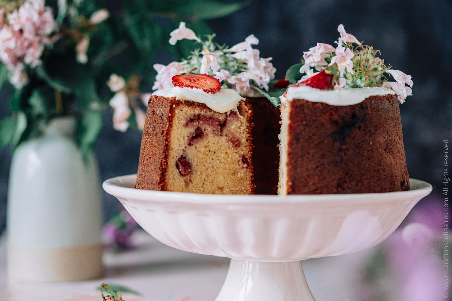 Gâteau au chocolat blanc aux fraises