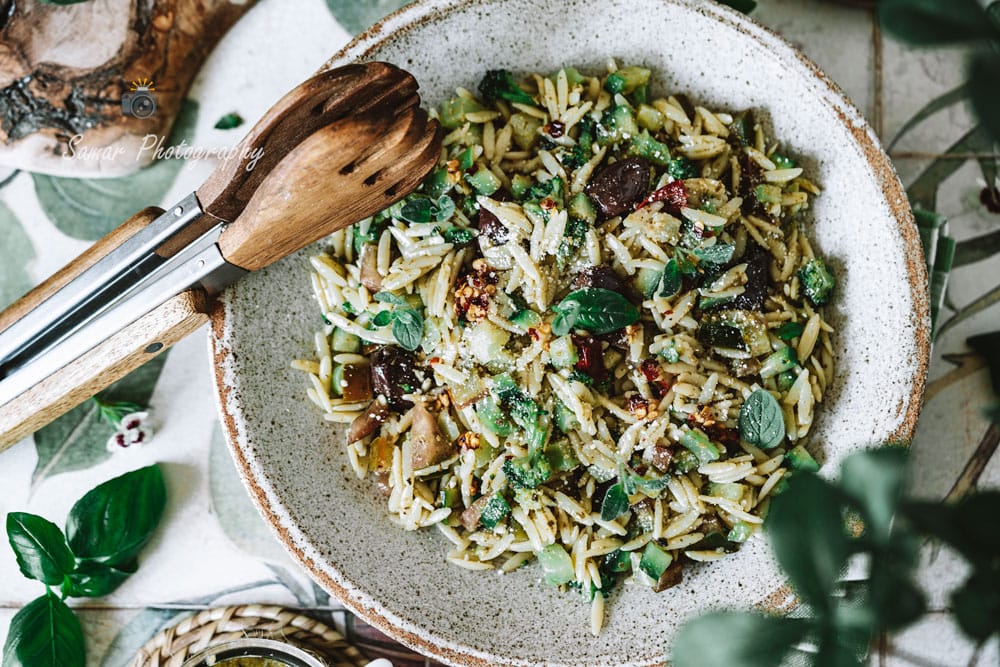 Salade de pâte au pesto, tomate et brocoli