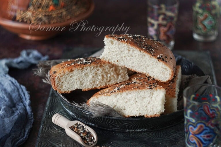 Khobz Dar à la semoule : pain maison algérien au four