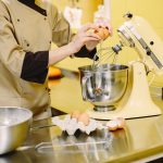 Le robot pâtissier, un vrai coup de main pour les recettes maison