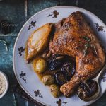 Cuisse de Poulet aux pruneaux, sauce à la moutarde : une recette sucrée-salée