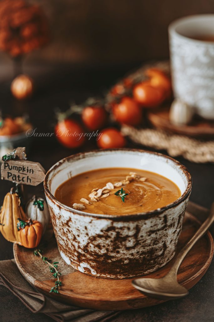 Velouté de courge butternut et poivrons rôties au four