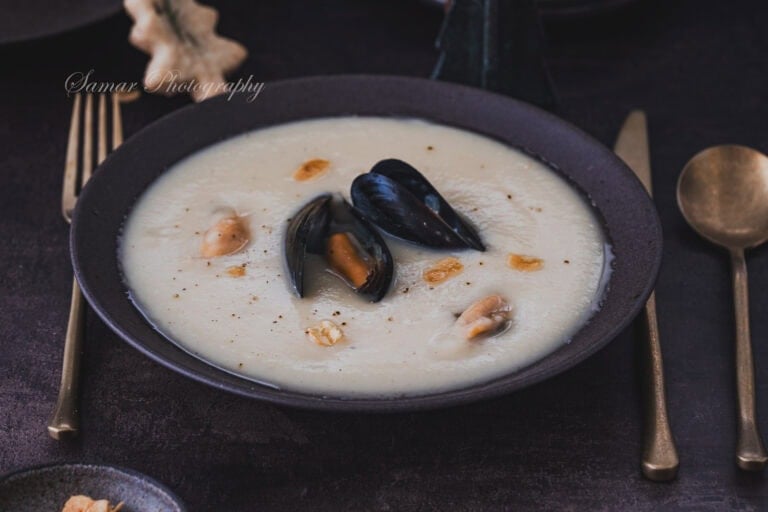 Crème de pomme de terre à l’ail rôti