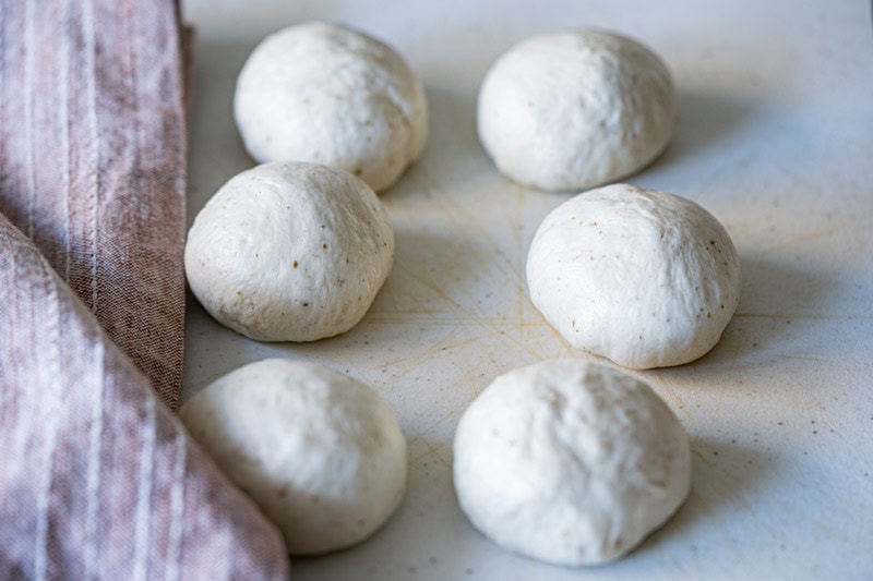 diviser la pâte en boules