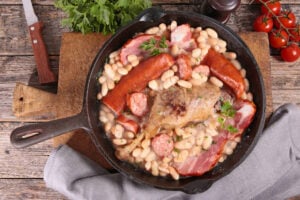 Les secrets d’un cassoulet du Sud-Ouest vraiment authentique